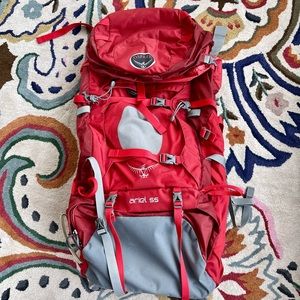 OSPREY Ariel 55 Pack Vermillion